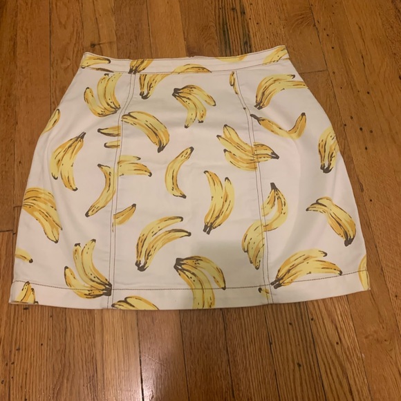 Urban Outfitters Banana Print Skirt - Picture 3 of 6